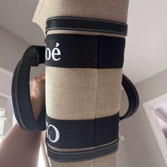 Chloe Tote in Linen - Picture 8 of 11